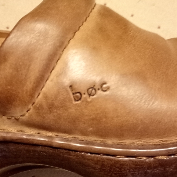 boc  Born Concepts Leather Peggy Clogs Size 9.5 Tan - Picture 7 of 9